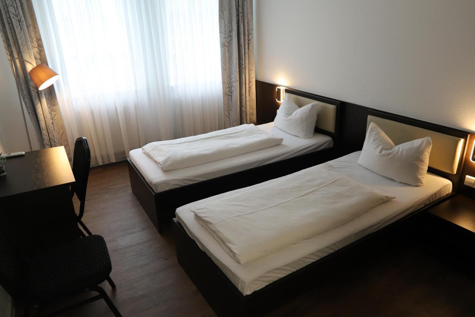 Hotel Am Suedtor Бакнанг Экстерьер фото